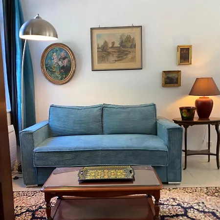 La Favorite - - Chateau Le Bas Bleu Quesnoy-le-Montant